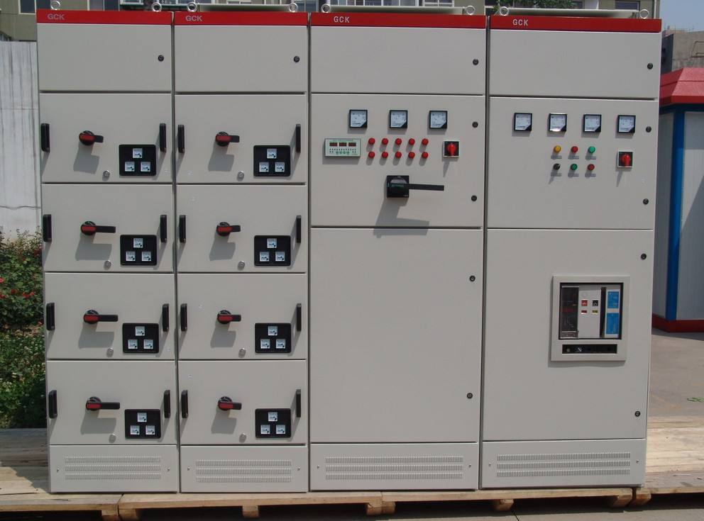 解析抽出式電氣開關柜 知名廠家、主流品牌、產品圖片與行業熱帖全覽